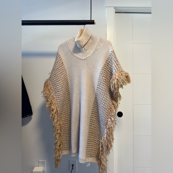 By Anthropologie Cropped Poncho Sweater - Picture 7 of 8